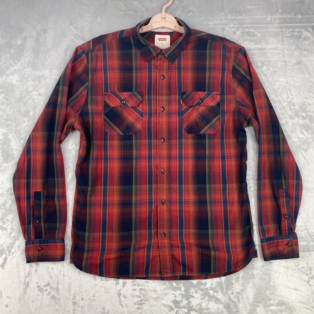 Levis Button Down Shirt Mens Medium‎ Red Plaid Long Sleeve Flap Pocket Casual